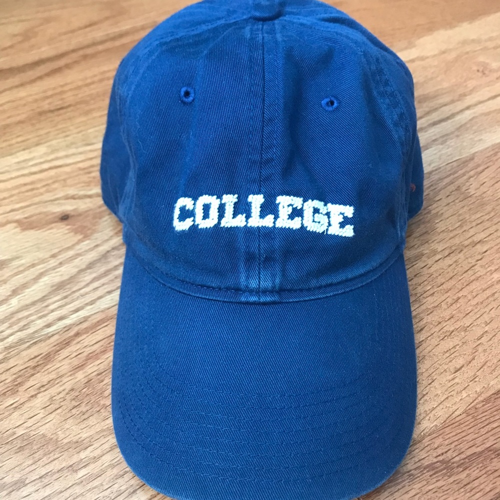 ‘COLLEGE’ hat